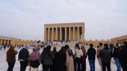 Başkan Yılmaz, gençleri başkentte karşıladı